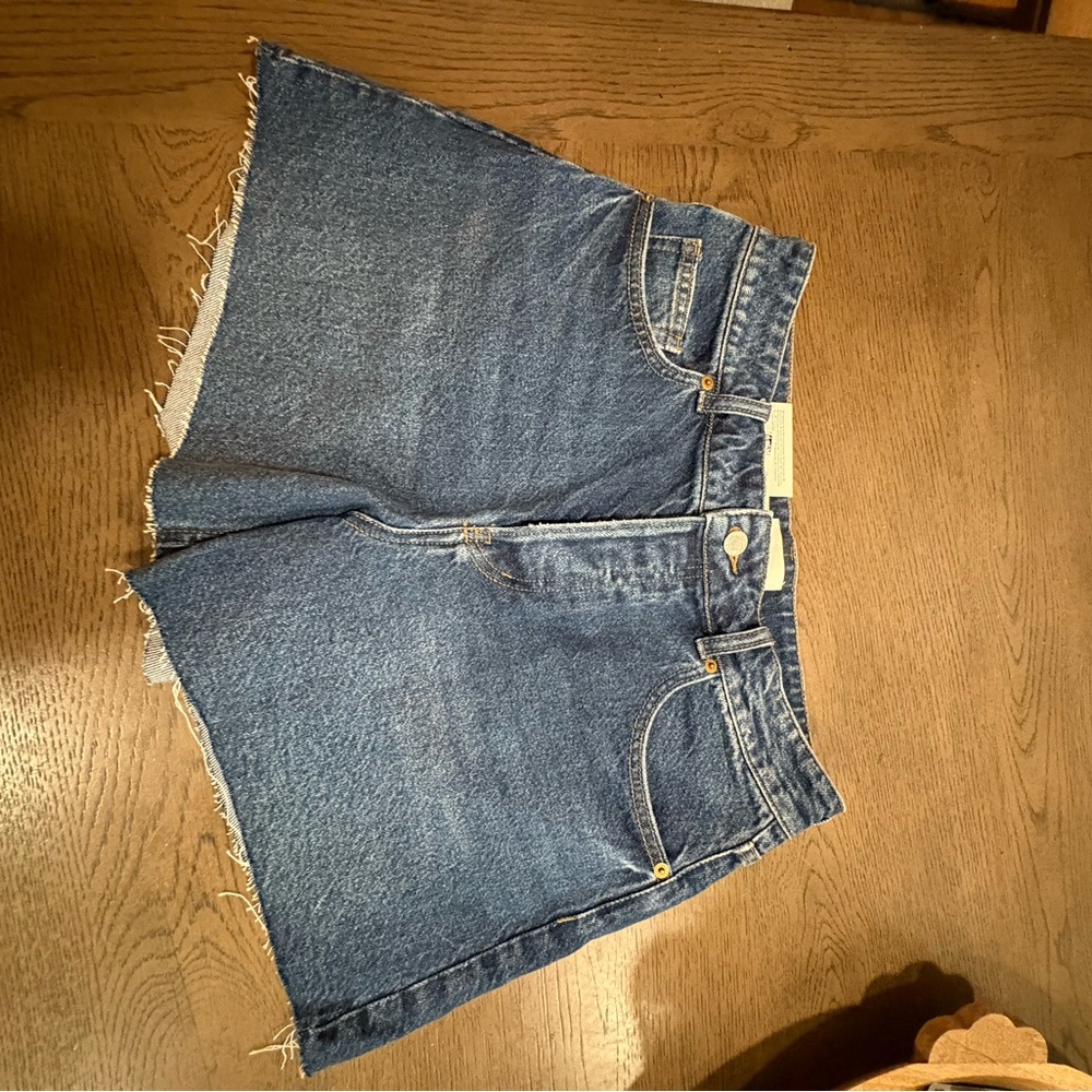 H&M Classic Blue Denim Shorts NWT - Picture 7 of 7